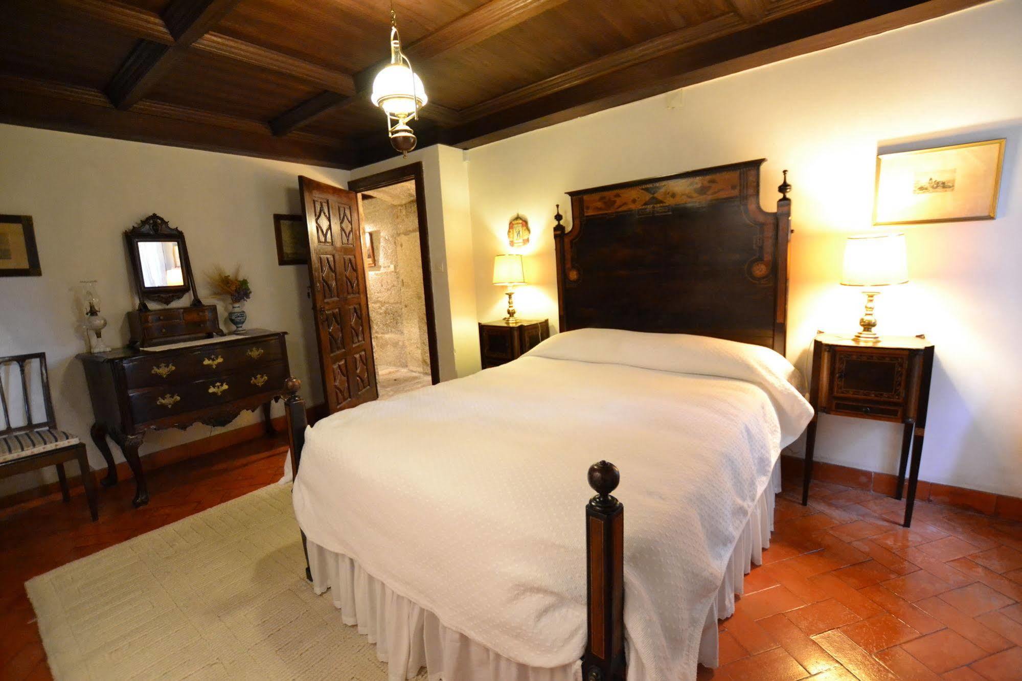 Casa Das Paredes Fafe Extérieur photo